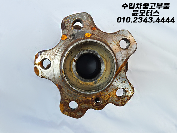 BMW X5 X6 X7 G05 G06 G07 뒤 베어링 6893687
