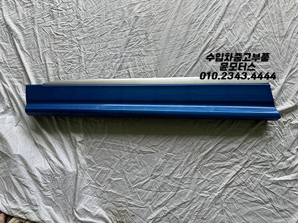 람보르기니 우르스 도어 사이드 로커 판넬 4ML853959 4ML853969 4ML853970