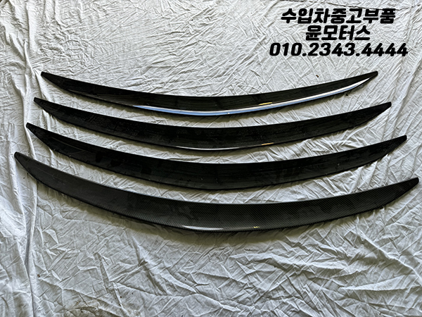 람보르기니 우르스 리어스포일러 4ML827950