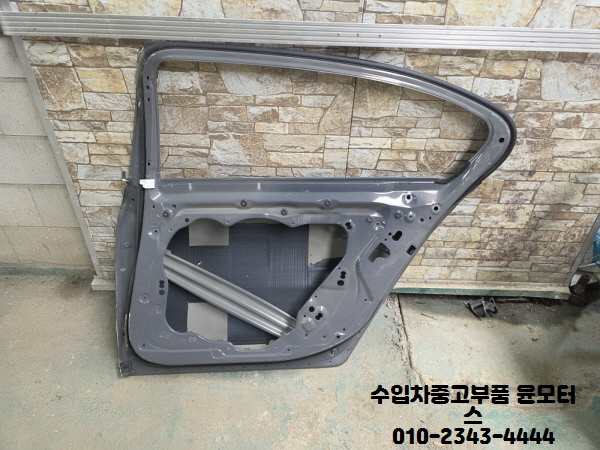 BMW7시리즈 G11 조수석뒷도어 (124CM)