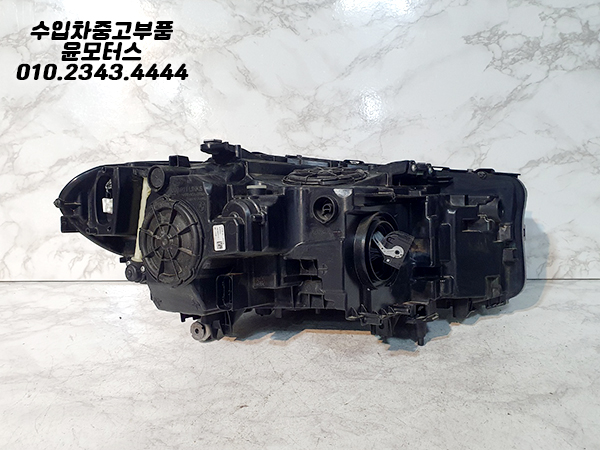 BMW5시리즈 G30 G31 FULL LED 헤드라이트 8499121-01