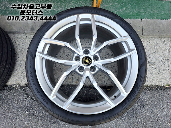 람보르기니 우라칸 휠 앞 4T0601017B 8.5Jx20인치 뒤 4T0601017S 11Jx20인치