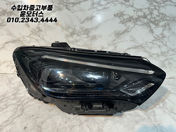 벤츠 EQE A295 조수석 헤드램프