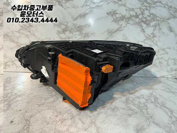 벤츠 EQE A295 조수석 헤드램프