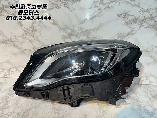 벤츠 GLA 156 후기형 운전석 헤드램프