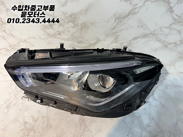 벤츠 CLA 118 운전석 헤드램프