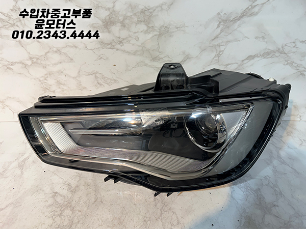 아우디 A3 8V0 운전석 헤드램프