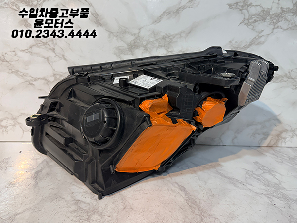 벤츠 C클래스 205 조수석 헤드램프