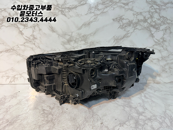 BMW 7시리즈 G11 조수석 헤드램프