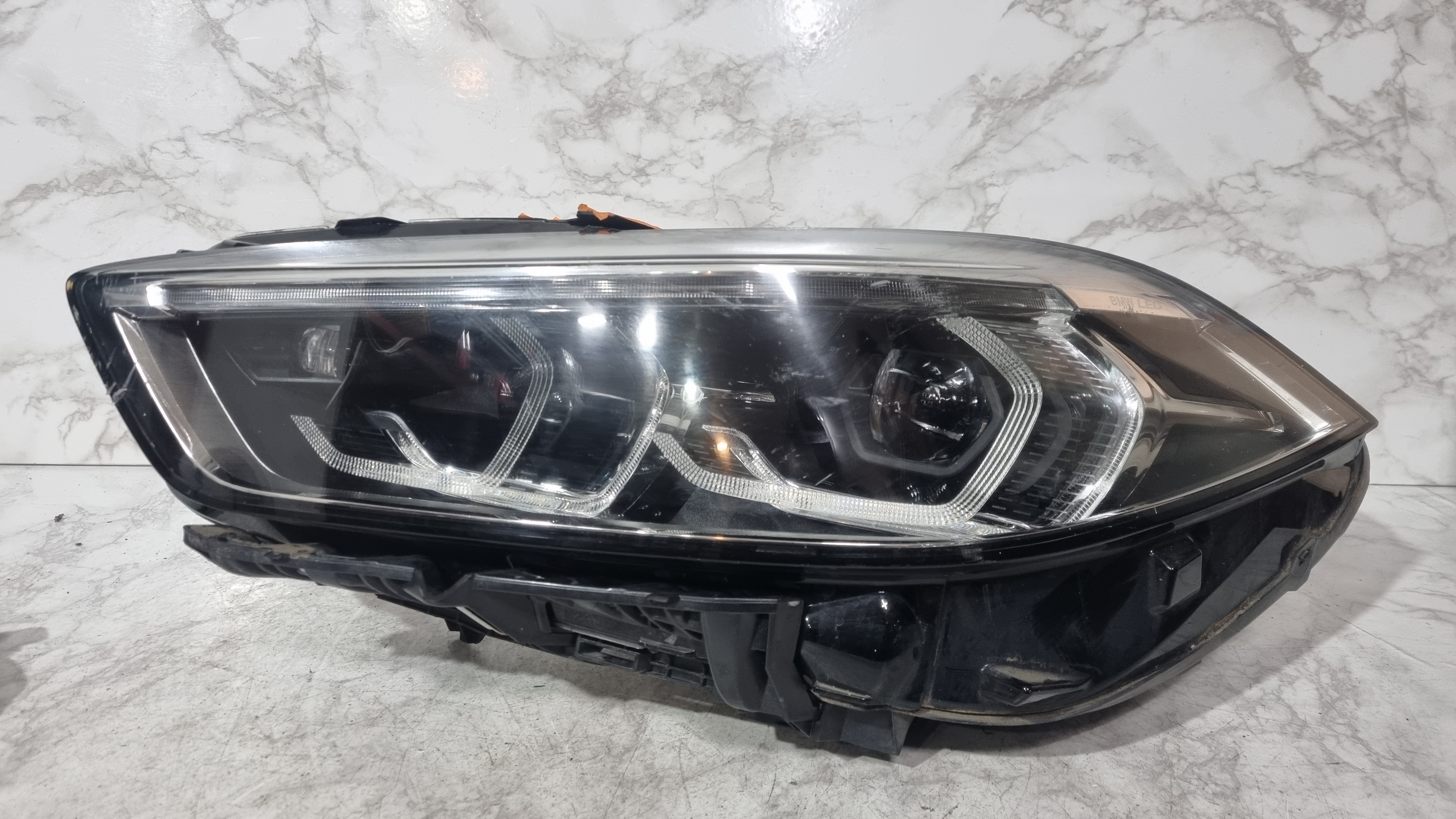BMW 1시리즈 F40 운전석 헤드라이트